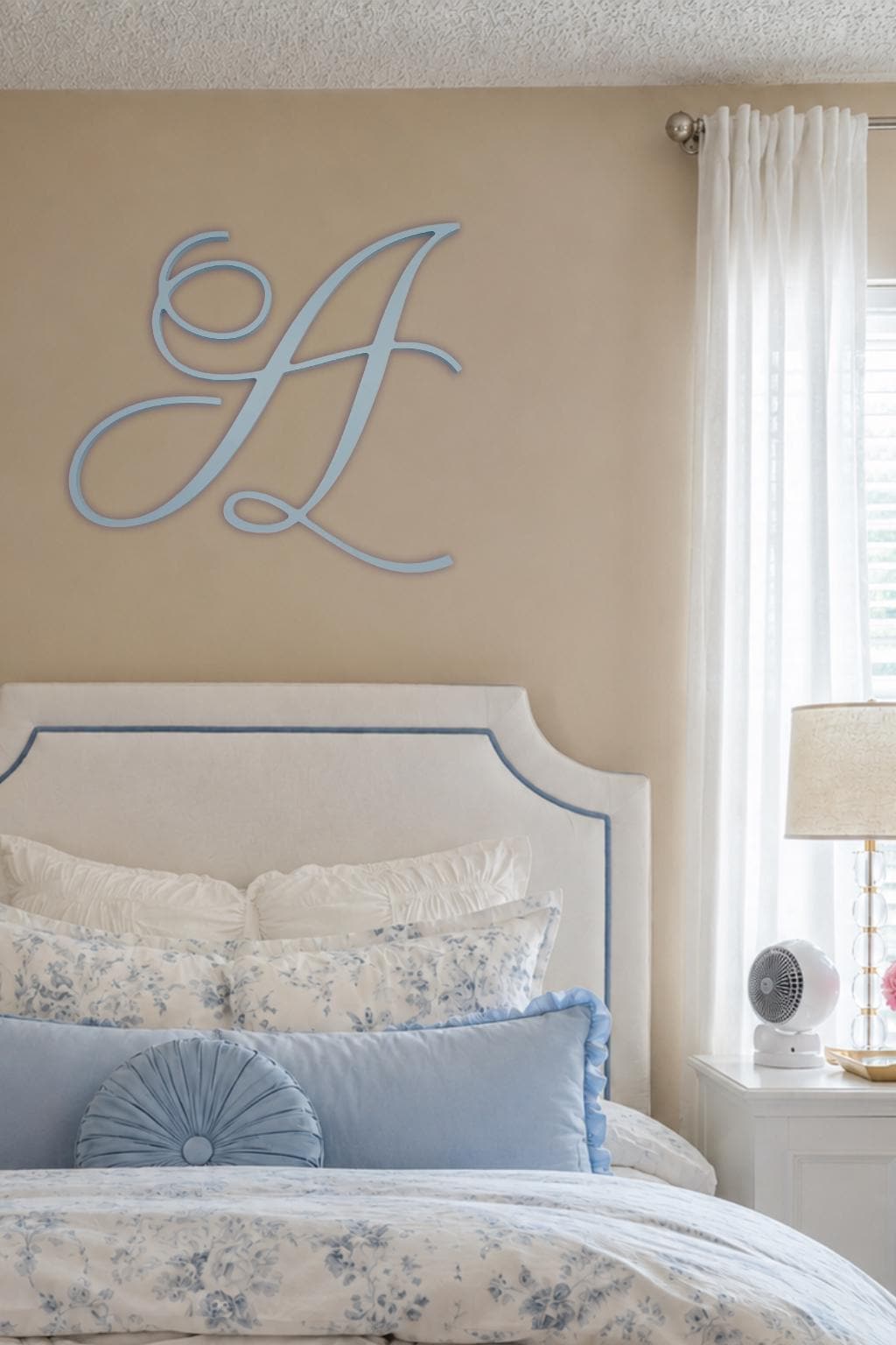 Preppy Cursive Wall Letter – Custom Dorm Monogram