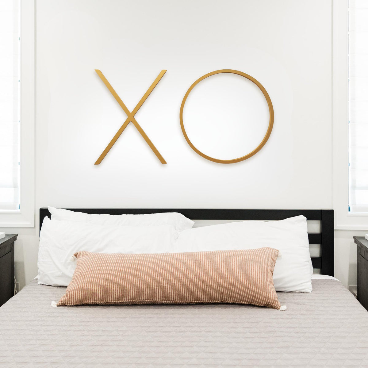 XO Wall Letter Set – Two Wooden Letters